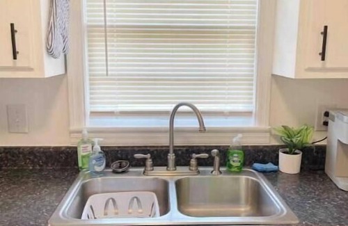 Decatur Casa | Tennyson House-3 bedrooms of convenience and ease