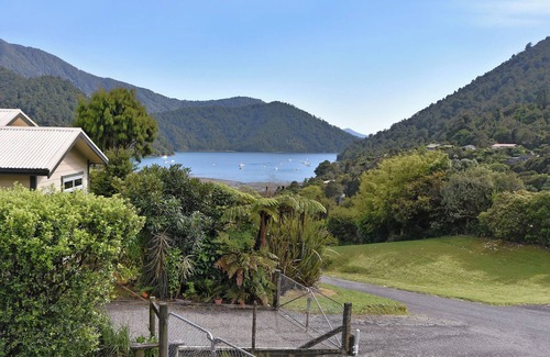 Duncan Bay Casa | Tennyson Sea View