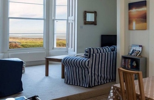 North Berwick Apartamento | TenSea Apartment - Tres Habitaciones Piso, Capacidad 6