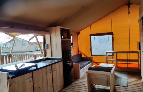 Bant Casa | Bonito alojamiento para grupos con varias tiendas glamping