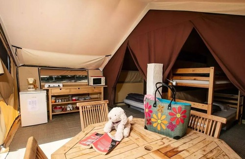 Lamothe-Fenelon Casa | Tent Lodge Ungewöhnliche Natur - 2 rooms - ohne Sanitäranlagen 5 Personen