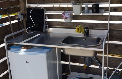 Novalaise Alquiler De RV | Tent-Premium-Ensuite with Shower