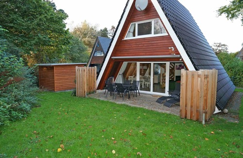 Damp Casa | - con valla y buena propiedad - casa de techo de carpa con equipamiento moderno y W-LAN