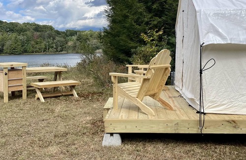 Ellenville Alquiler De RV | Tentrr Signature Site - Private Lake Site 90 Miles from NYC