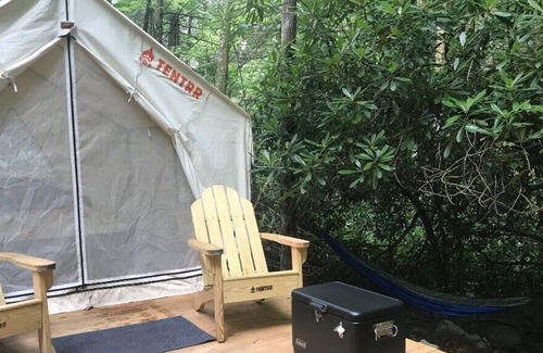 Jim Thorpe Alquiler De RV | Tentrr Signature Site - Bear Creek Hideaway - Coleman Outfitted Site