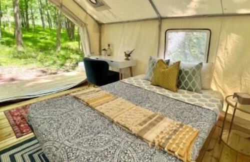 Pisgah Alquiler De RV | Tentrr Signature Site - Barbara's Serenity - Coleman Outfitted Site