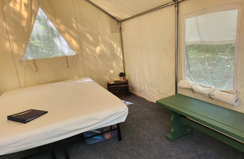 Logan Alquiler De RV | Tentrr Signature Site - Lazy Ferret Glamping - Morel Hill