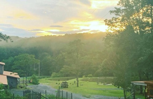 Morganton Alquiler De RV | Tentrr Signature Site - 6 Ponds Farm Glamping