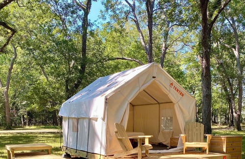 Texas Gulf Coast Region Alquiler De RV | Tentrr State Park Site - Texas Brazos Bend State Park – Trailside J – Single C