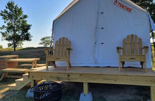 Loup City Otro | Tentrr State Park Site - Nebraska Sherman SRA - Redwood Lakeview B - Single Camp