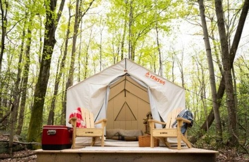 Burbank Alquiler De RV | Tentrr State Park Site - Nebraska Ponca State Park – Woodland C – Single Camp