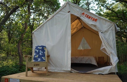 Burbank Alquiler De RV | Tentrr State Park Site - Nebraska Ponca State Park – Buffalo Run E – Single Ca