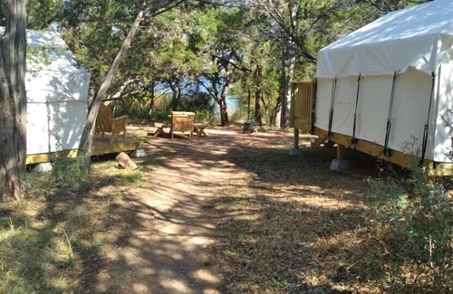 Burnet Alquiler De RV | Tentrr State Park Site - Texas Inks Lake State Park - Site D - Double Camp