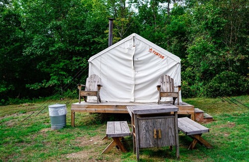 Lamoine Beach Alquiler De RV | Tentrr State Park Site - Maine Lamoine State Park - Single Camp