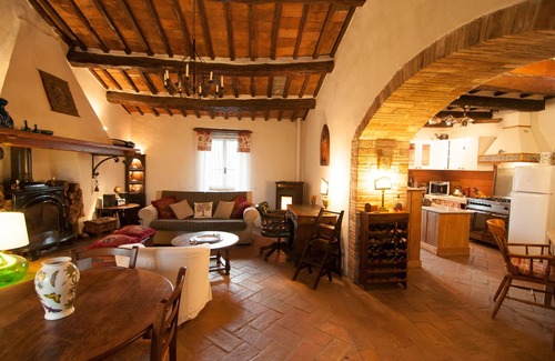 Teverina di Cortona Villa | TENUTA SOSPESA Villa exclusiva cerca de la Toscana con piscina y cine privado