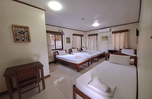 Puerto Princesa City Centre Casa | Tenzai Homestay