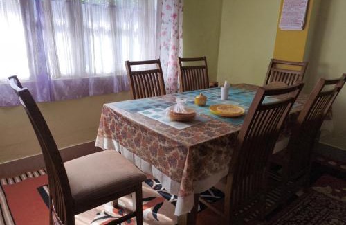 Geyzing Casa | Tenzing Hillary Pinasha Homestay