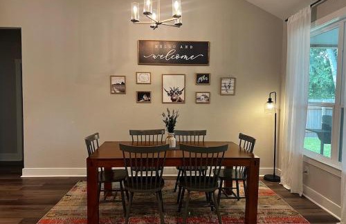 New Braunfels Casa | Tequila Mockingbird & Mint Julep