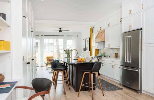 East Side Casa | Tequila Sunrise by Minty Living