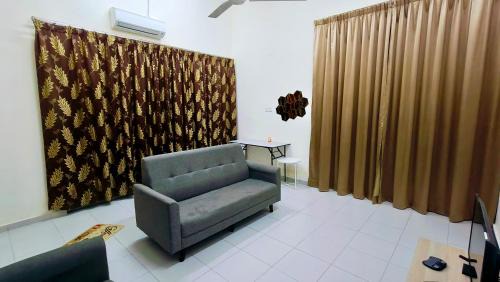 Kampung Bukit Rangin Casa | Teratak Anies Semi-D Bypass Homestay Kuantan