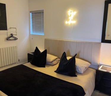 Gronant Apartamento | Terfyn Hall aquarium apartment 1