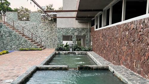 Ahuachapan Apartamento | Termales la Montaña “Suite Aire de Montaña 1”