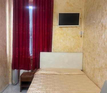 Rione XVIII Castro Pretorio Casa | Termini Golden house