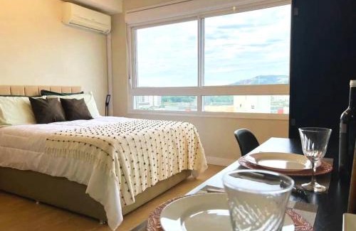Partenon Apartamento | Terraço, Aconchegante, Gym, Ar, WiFi, PUCRS, Pet