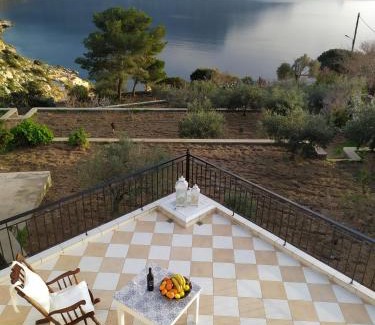 Kalymnos Apartamento | Terra Calma