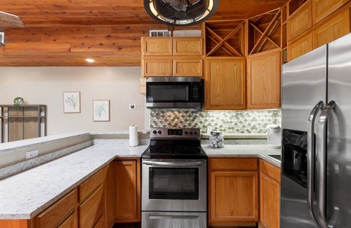 Northeast Heights Casa | Terra Cotta, 1QN, 1 Futon, near I-25/I-40