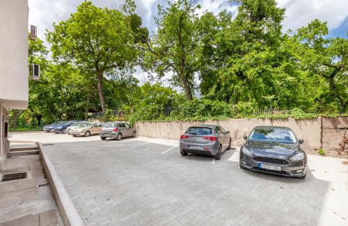 Istvanmezo Apartamento | Terrace Apartments at City Park