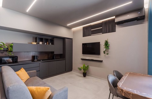Cannizzaro Apartamento | Terrace & Jacuzzi - Tropicalia by Wonderful Italy