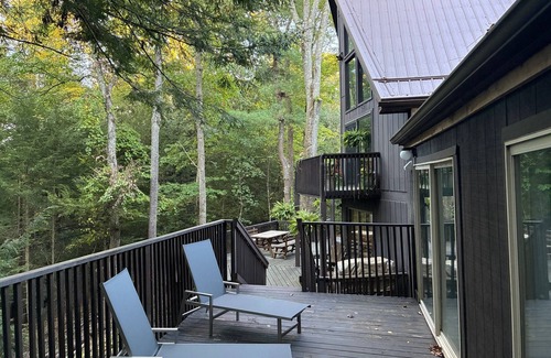 Clarion Apartamento | Terrace Lodge 2BR apt w/Private Indoor Pool and Forest Views