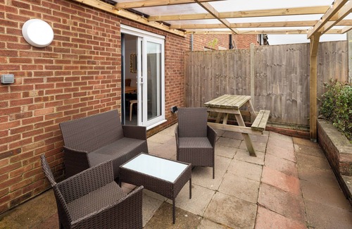 Horfield Casa | Terrace | Parking | Great for Couples | Sleeps 7
