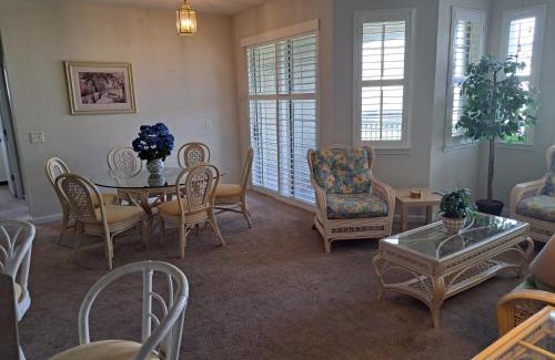 Loughman Apartamento | Terrace Ridge 3BR, 2BA Condo Close to Disney & Universal