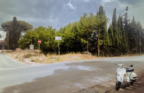 Capannelle Apartamento | Terraced Apartment by the Ancient Appian Way 4