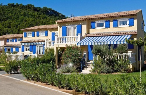 Vidauban Casa | Terraced House in Vidauban with Pool