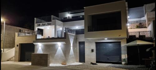 Ruskamen Apartamento | Terraced house Malo Misto