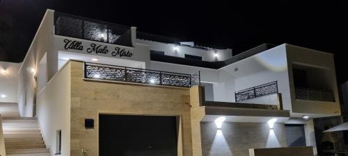 Ruskamen Apartamento | Terraced house Malo Misto