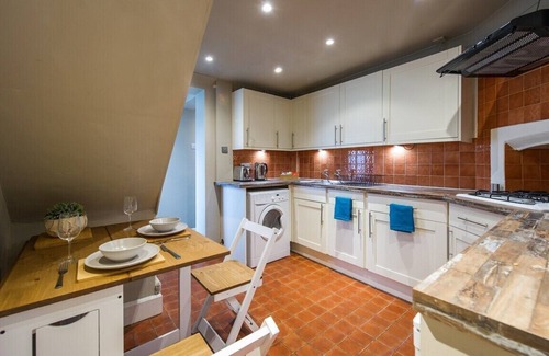 Southborough Casa | Terraced Taylor - charming home