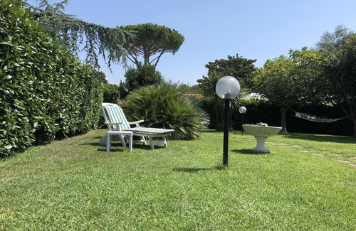 Latina Lido Villa | Terracina - Villa privada con jardín