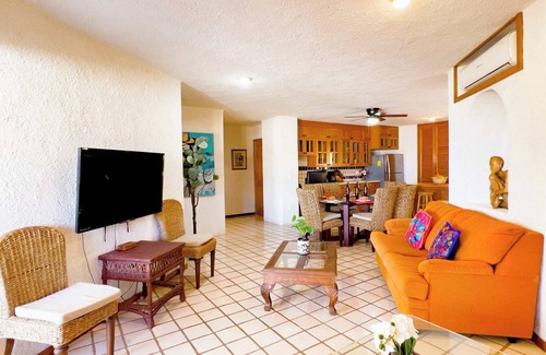 Centro Condominio | Terrasol Beach Resort Oceanview Condo, 2Pools, Gym