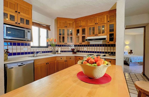 Centro Condominio | Terrasol Beach Resort Oceanview Condo, 2Pools, Gym