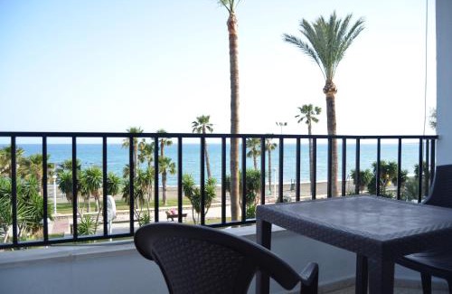 Caleta de Velez Apartamento | Terrasol Pirámides Puerto Blanco
