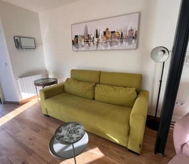 Centro de Comillas Apartamento | Terraza Bolingas