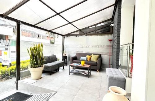 Quinta Paredes Hotel | Terraza Hotel Bogota