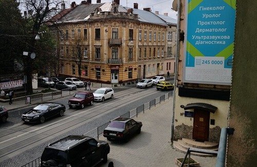 Lychakivskyi District Apartamento | Terraza in Lviv