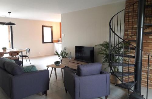 Aigueze Apartamento | TERRE ET SUD 2 avec piscine