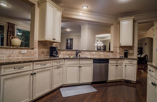 Duluth Casa | Terrific 4-bedroom house with AC in charming Duluth