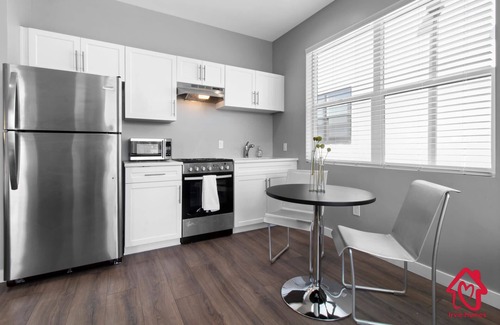 Downtown Albuquerque Apartamento | Terrific Tijeras Getaway w Garage – An Irvie Home